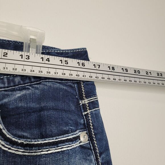 Maurices dark wash mcbling rolled hem cuff capris heavy fading Size 11/12 - Picture 4 of 7